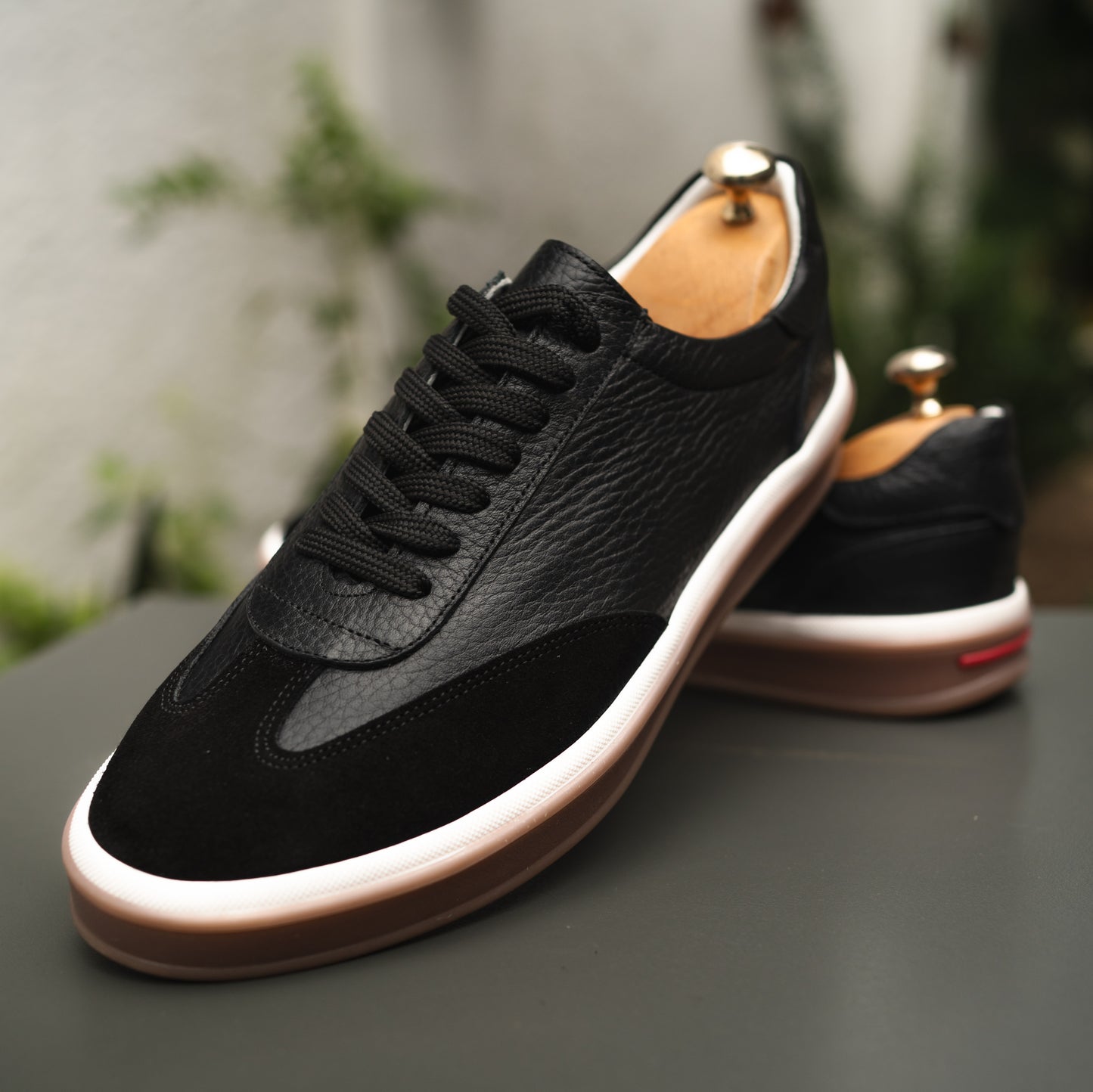Basket relaxe noir tennis