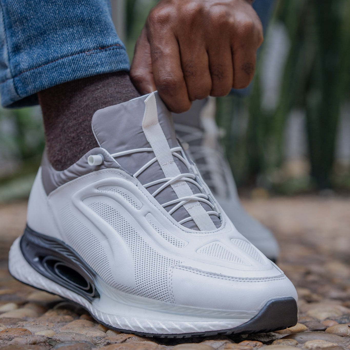 Basket sport  blanc
