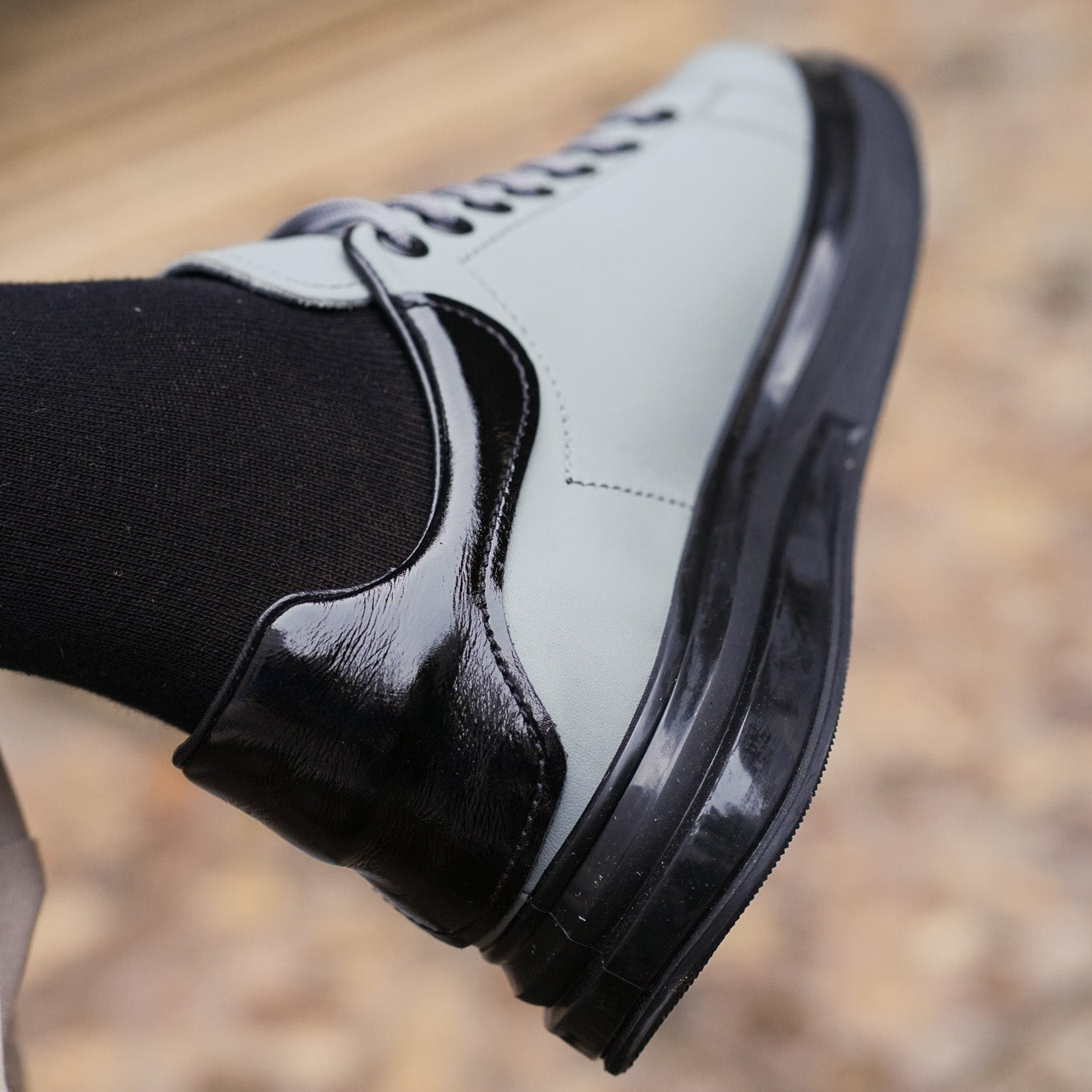 Basket classique  gris en cuir