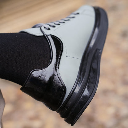 Basket classique  gris en cuir