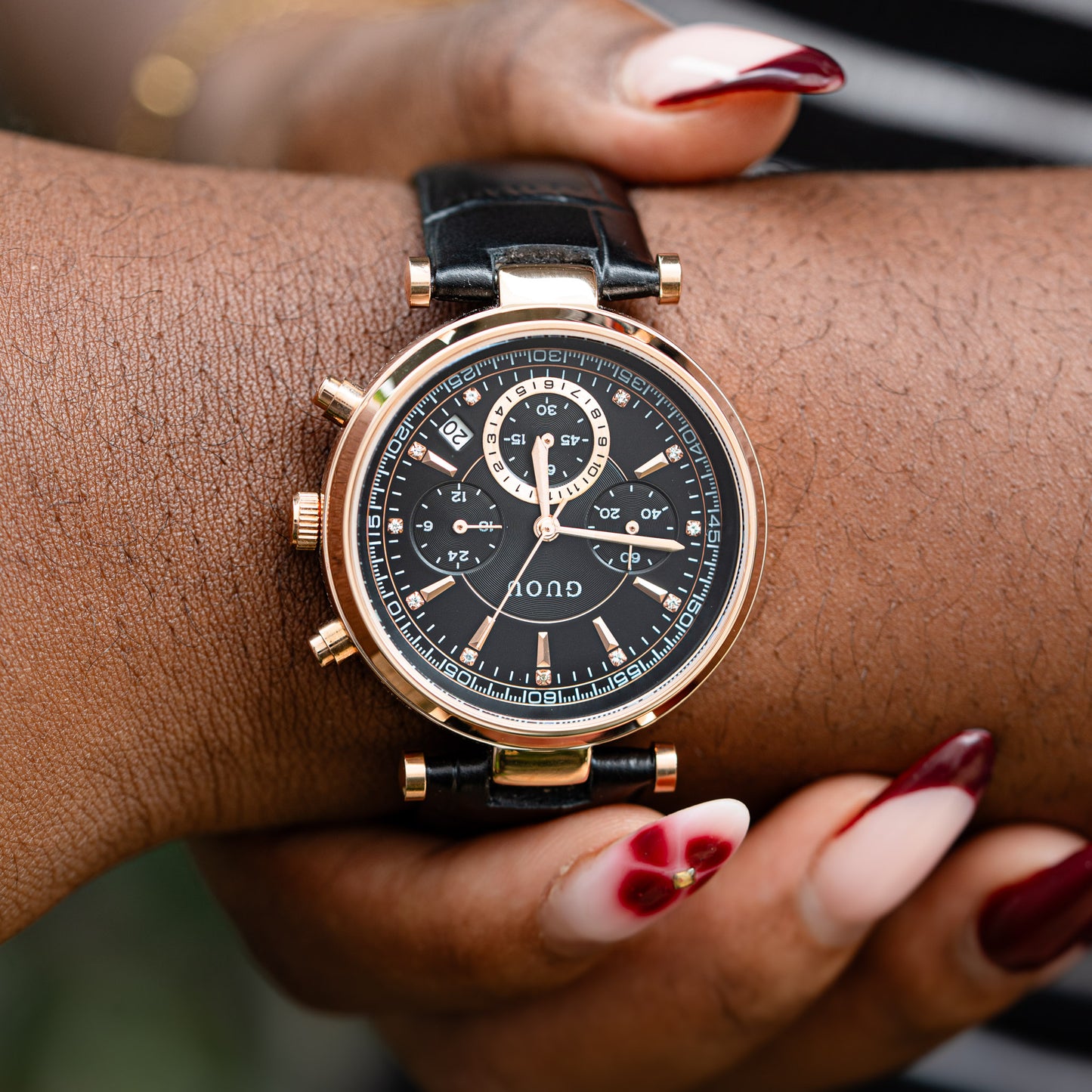 Montre dame cadran rond