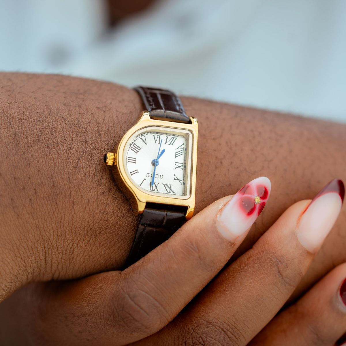 Montre dame Café