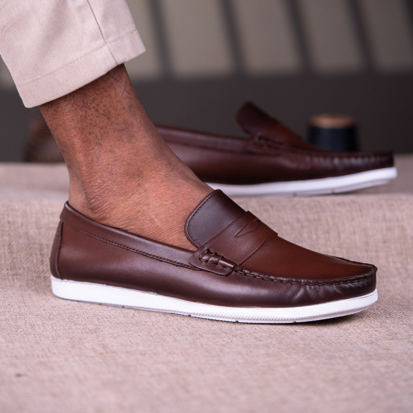 Mocassin en cuir café MCR3