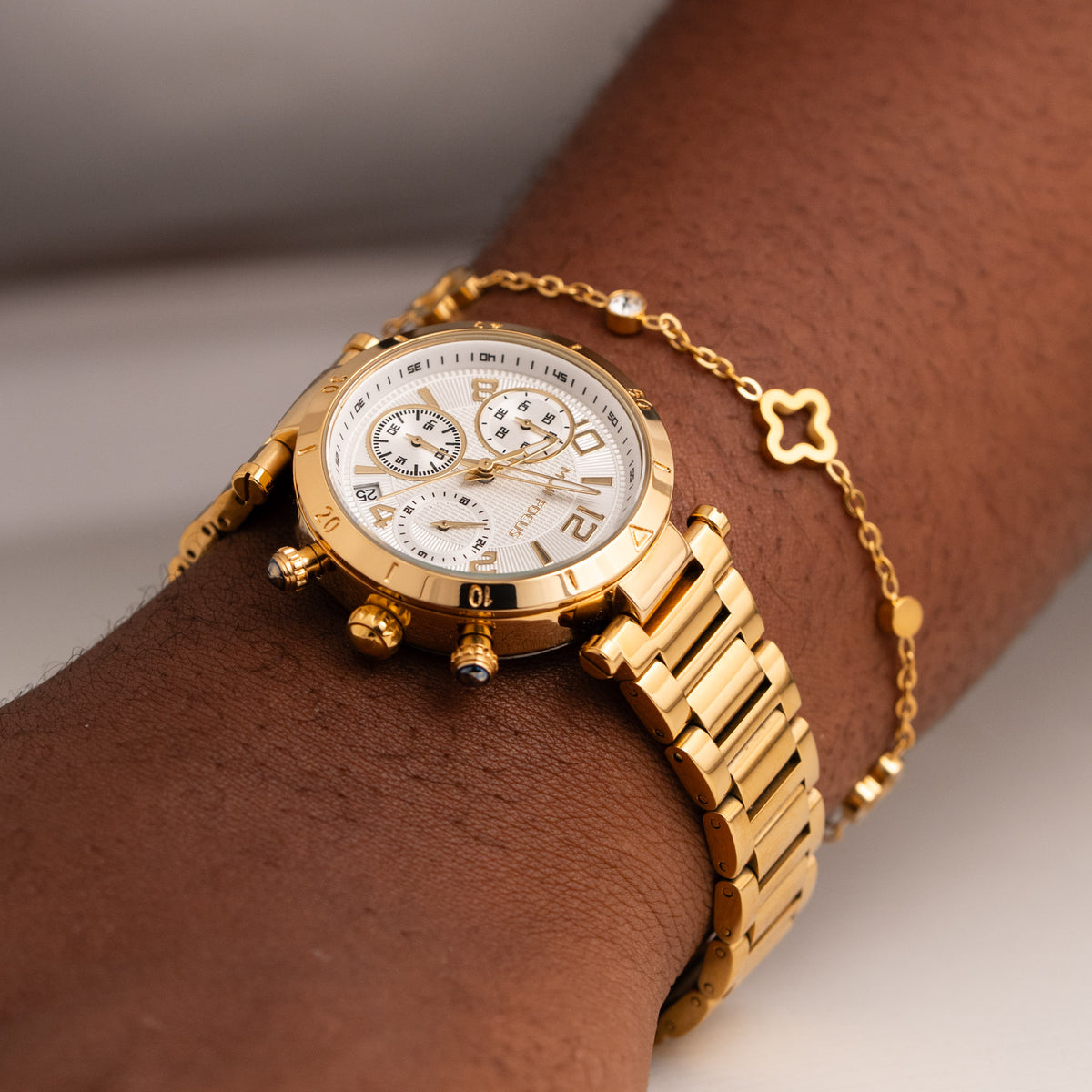 Montre dame dorée