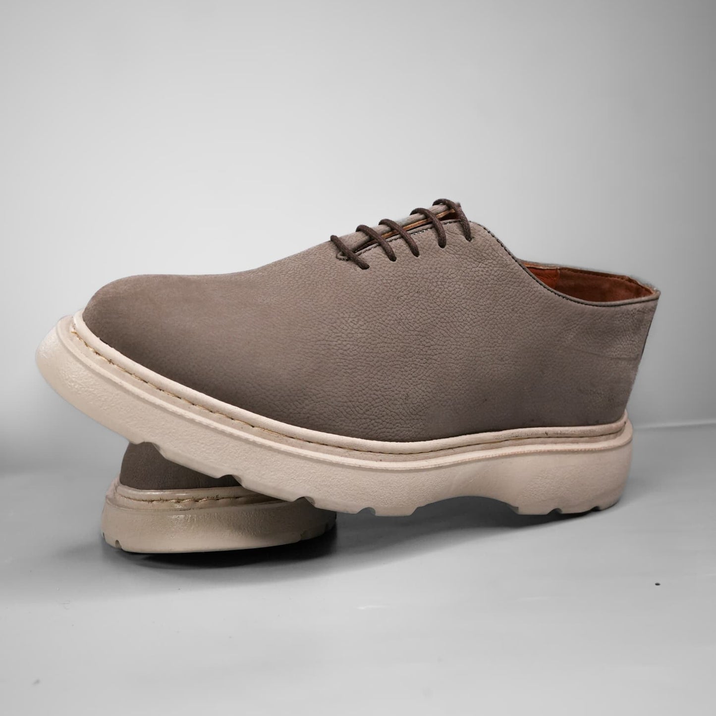 Chaussure Cuir Nubuck grise