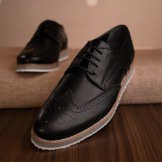 Chaussure en cuir noir vip